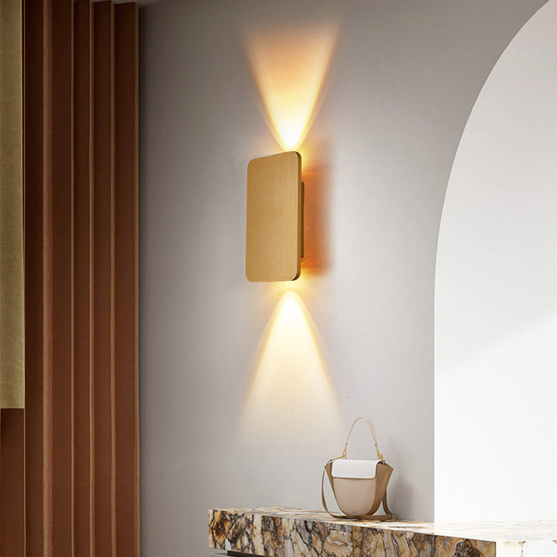 Applique rettangolare LED in metallo per interni bianco caldo
