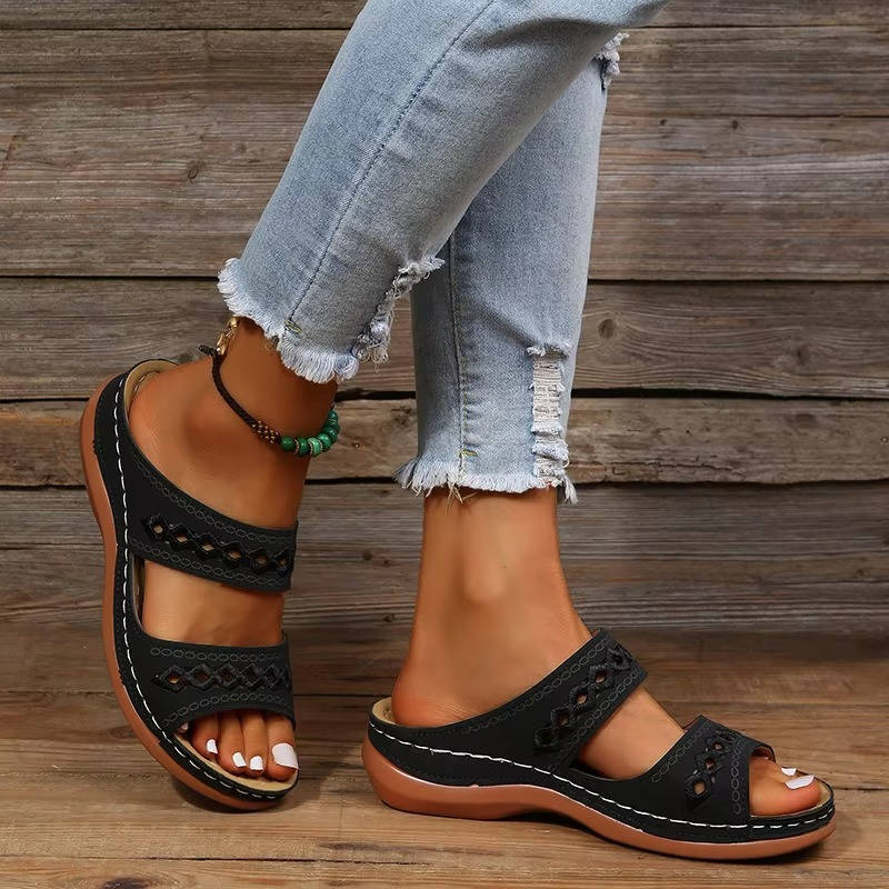 Arianna ciabatte donna con zeppa e doppia fascia ricamata, foto 3