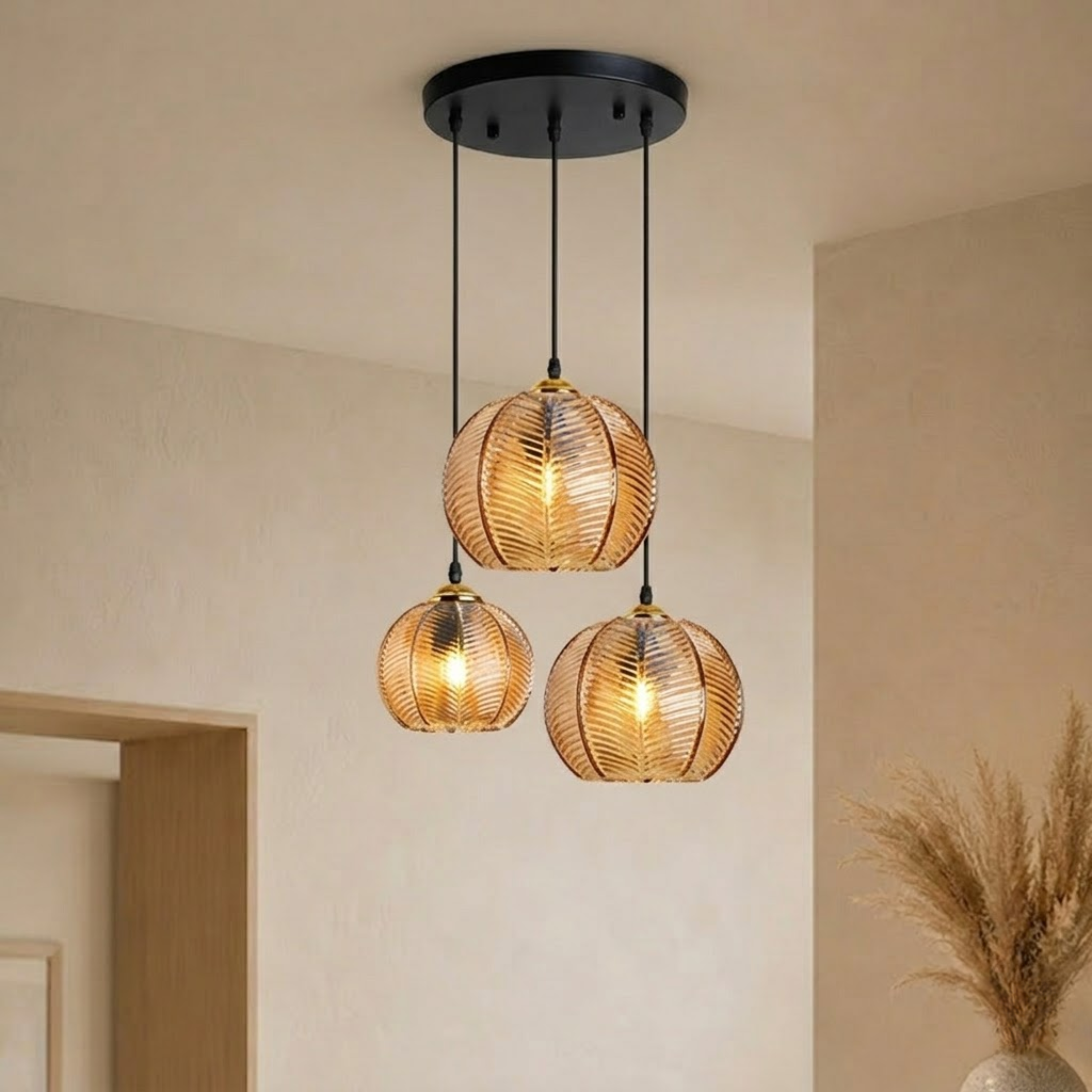 Lampada a sospensione a globo in vetro rigato colorato ambra, verde o grigio fumo