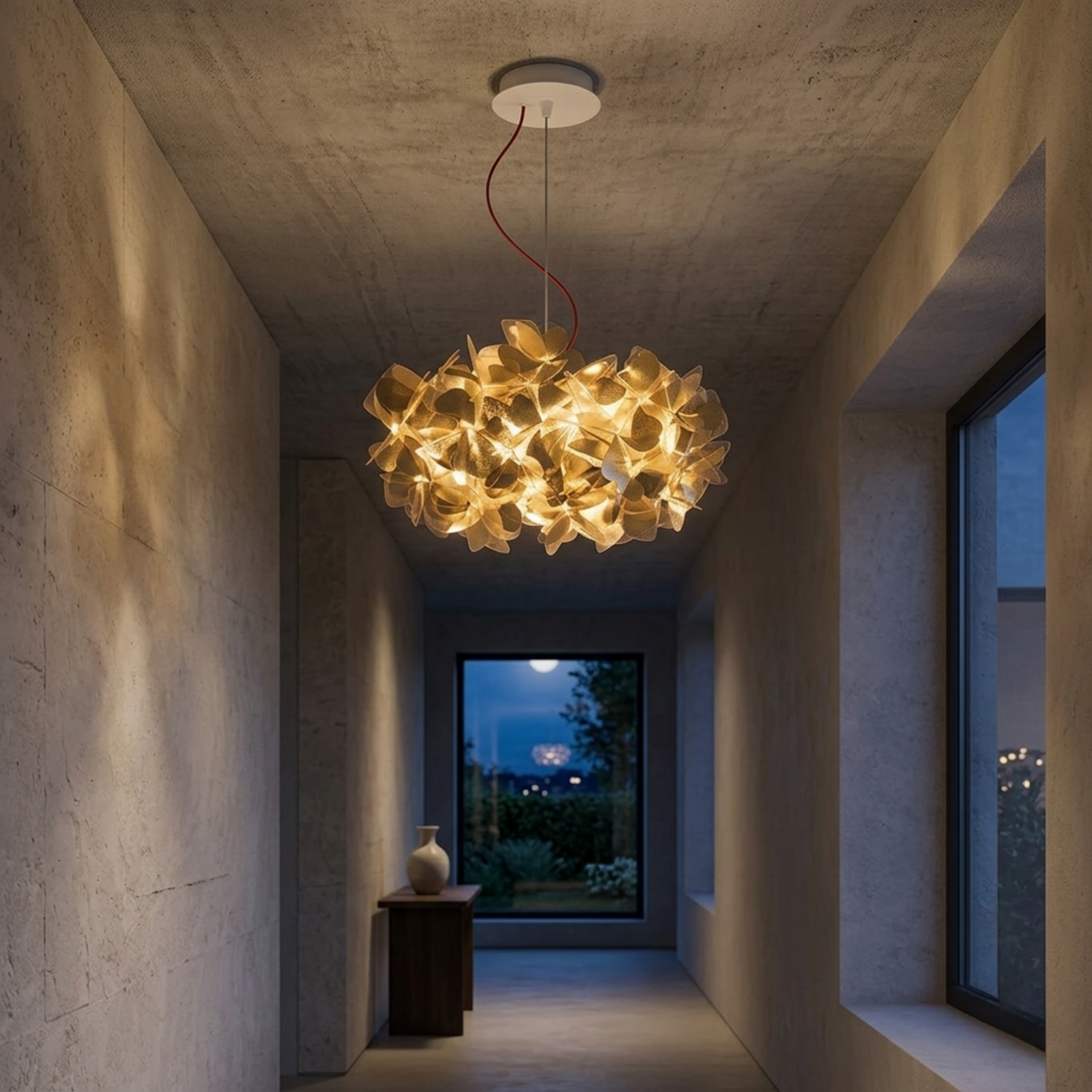 Lampada a sospensione a grappolo con petali di fiore, bianco o oro