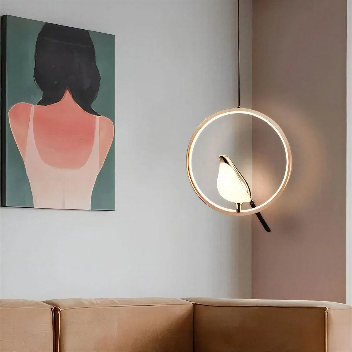 Lampada a sospensione in ferro con design a uccello