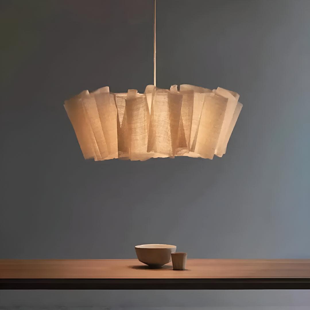 Lampada a sospensione japandi in tessuto plissettato