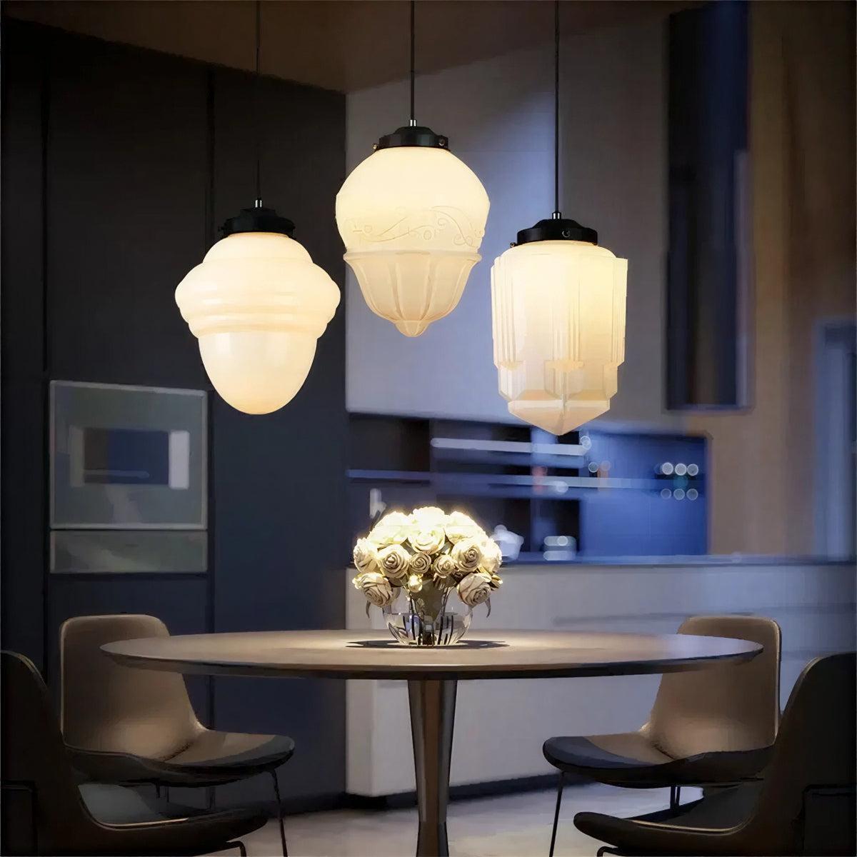 Lampada a sospensione moderna con paralume geometrico in vetro satinato
