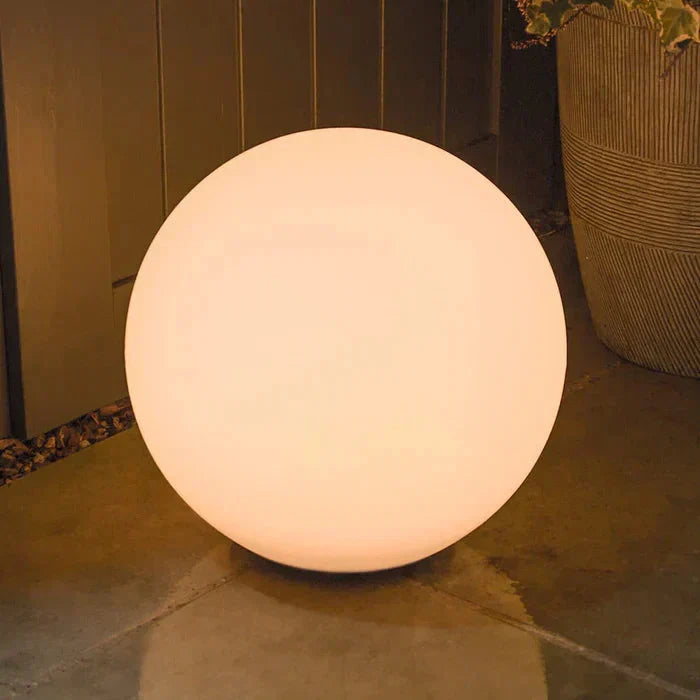Lampada da giardino LED ricaricabile a sfera in PE, moderna