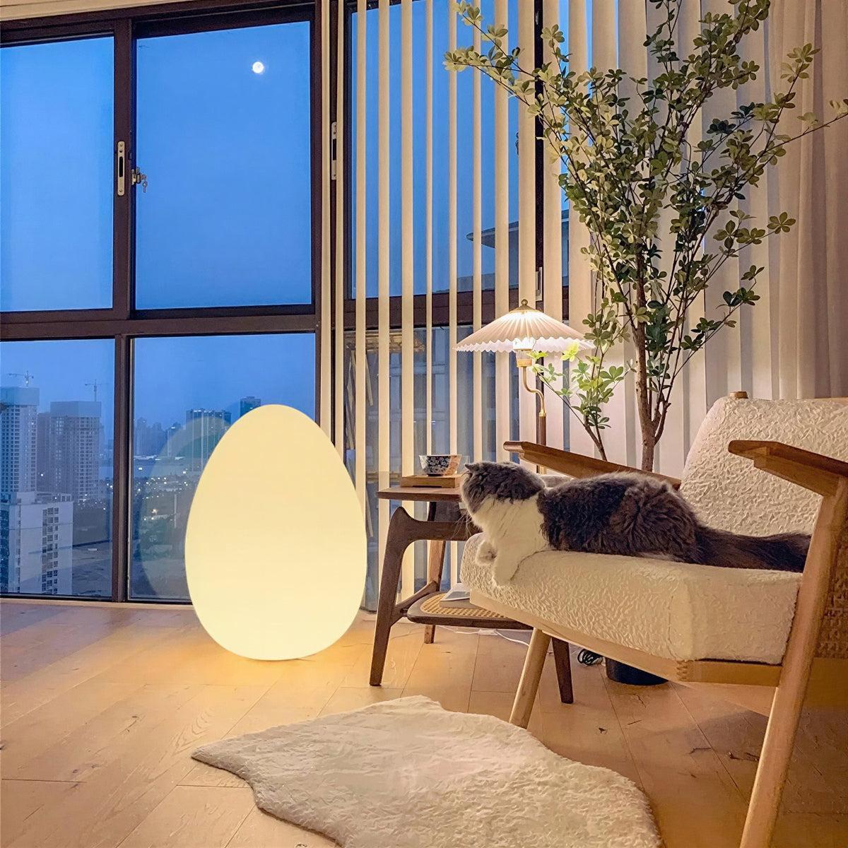 Lampada da terra a forma di uovo moderna e dimmerabile