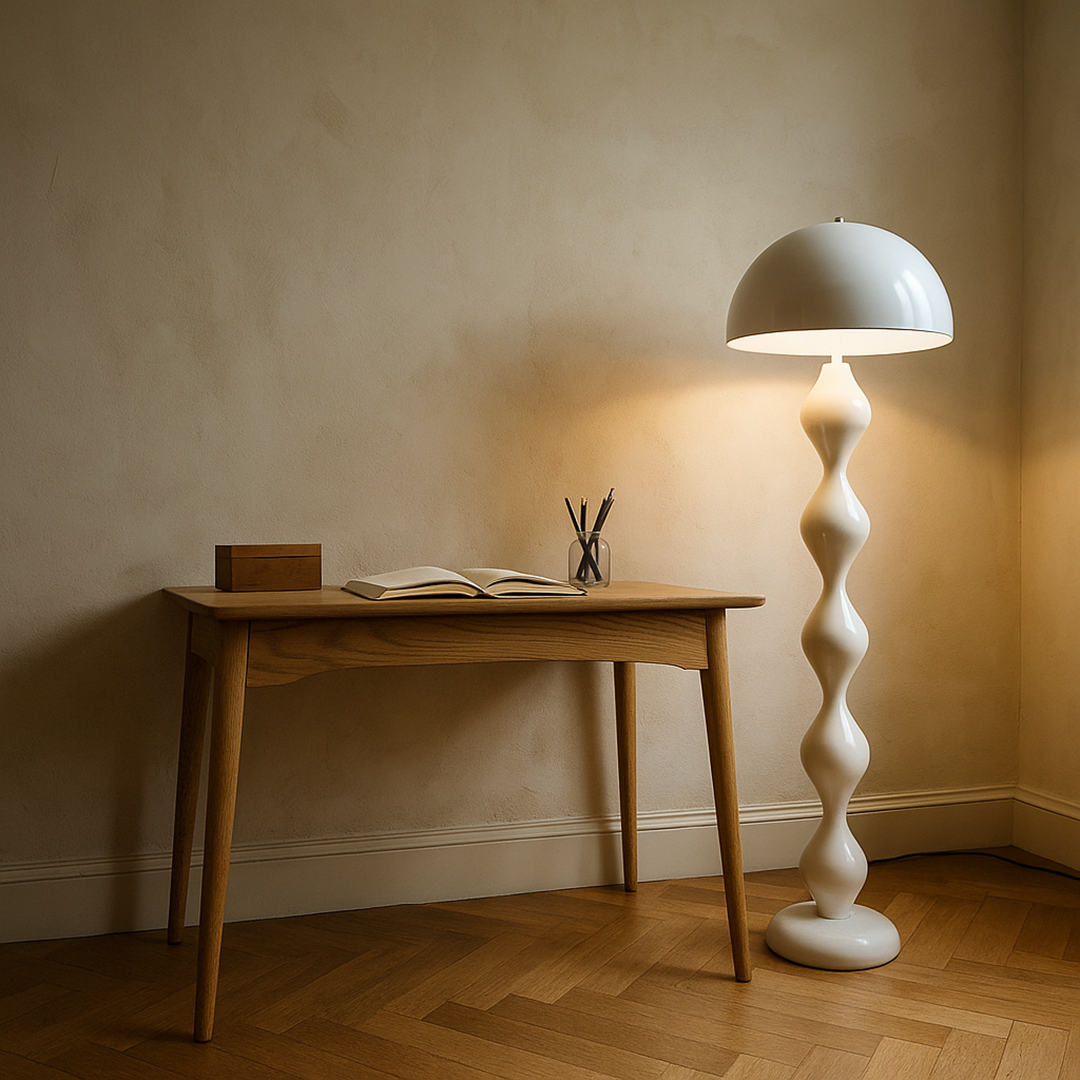 Lampada da terra slim moderna in metallo stile scandinavo