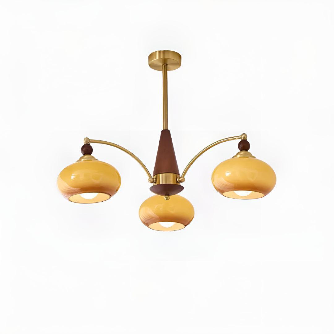 Lampadario mid century in ottone con paralumi in vetro per sala da pranzo