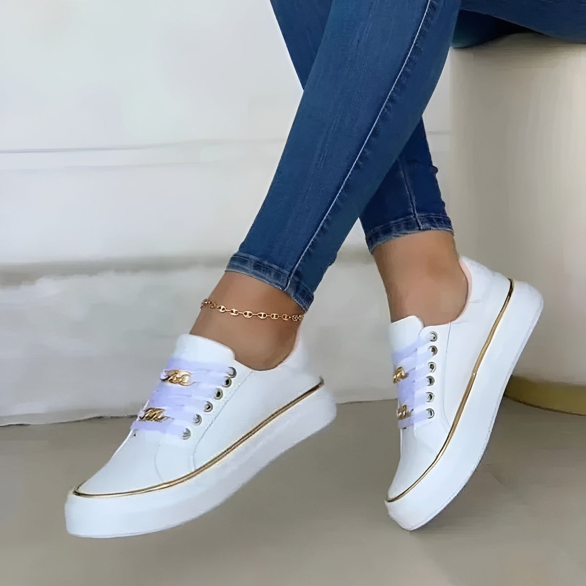 Maura sneakers donna con lacci e catenelle decorative, foto 5
