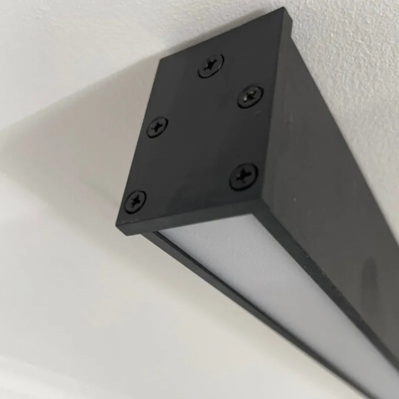 Plafoniera e lampada da parete LED lineare nera minimalista a barra