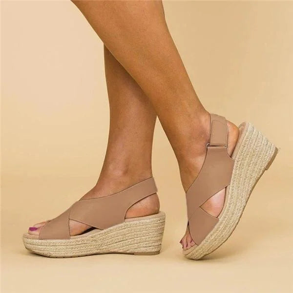 Mariella | Sandali con cinturino e soletta sagomata