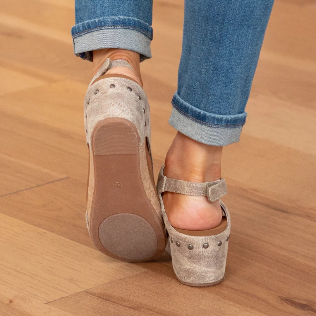 Maristella | Sandali con zeppa e fasce elastiche
