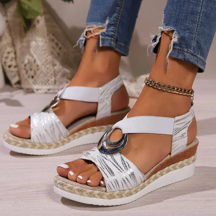 Lia | Sandali con cinturino regolabile