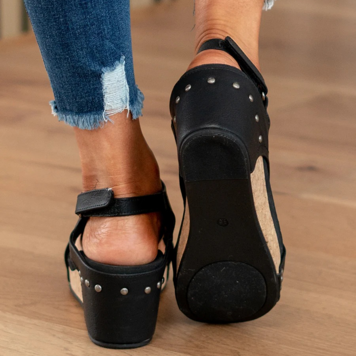Maristella | Sandali con zeppa e fasce elastiche