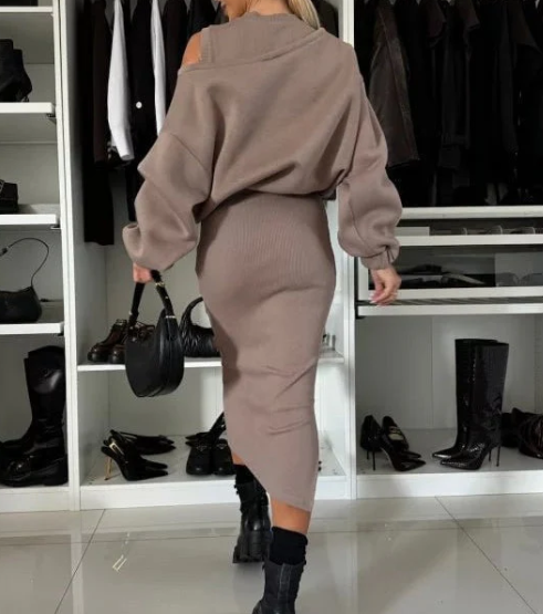 Federica | Completo con maglione e abito senza maniche