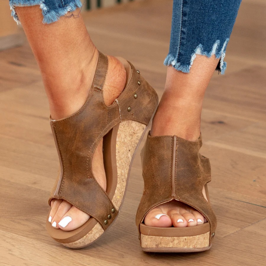 Maristella | Sandali con zeppa e fasce elastiche