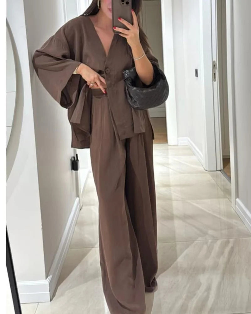 Olivia | Completo con scollo a V e gamba larga