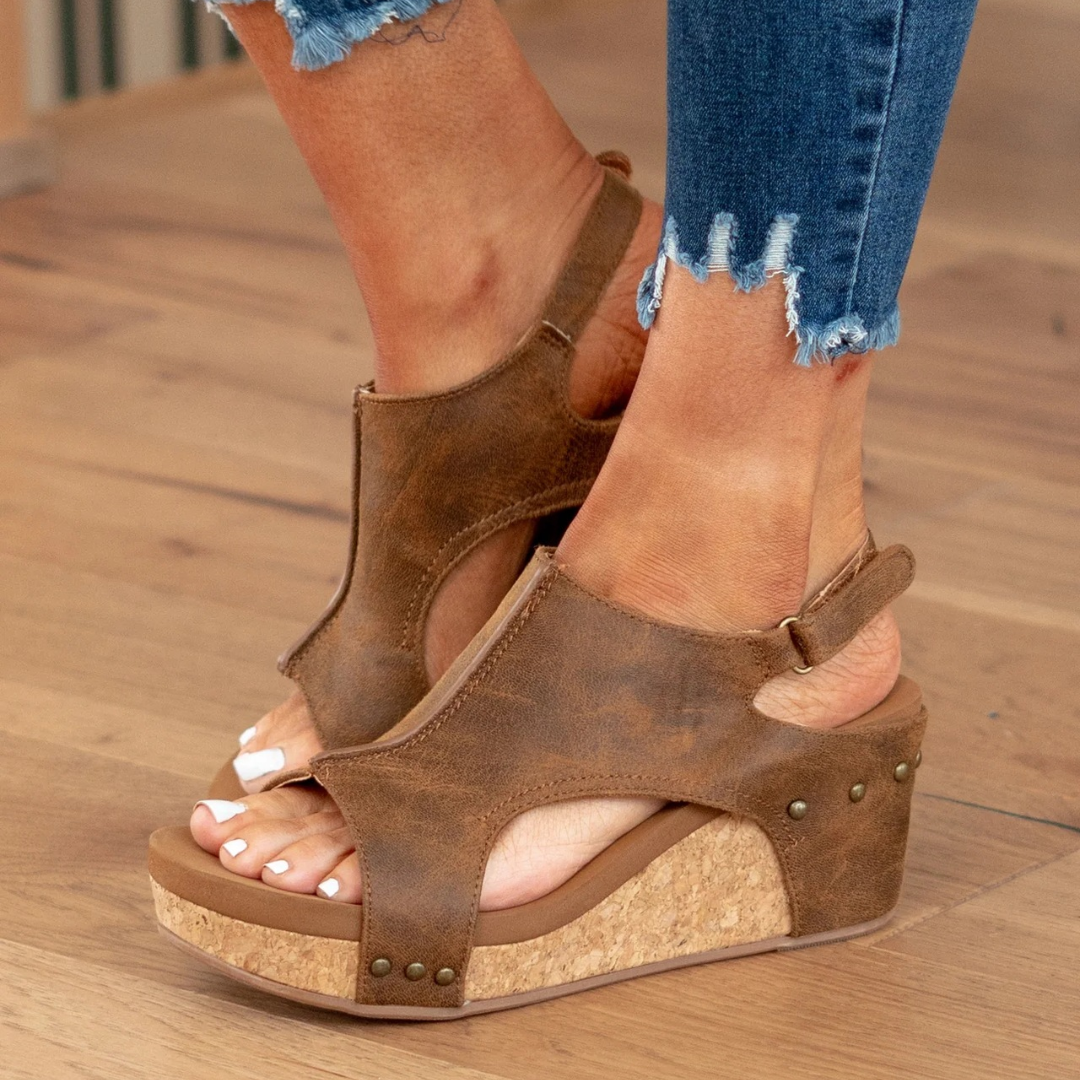Maristella | Sandali con zeppa e fasce elastiche