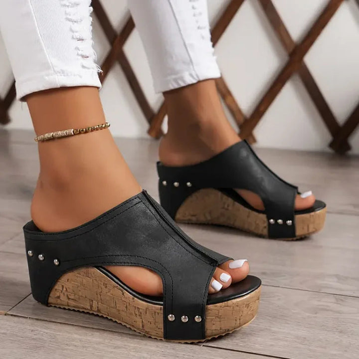 Rosalia | Sandali con cinturini e soletta sagomata