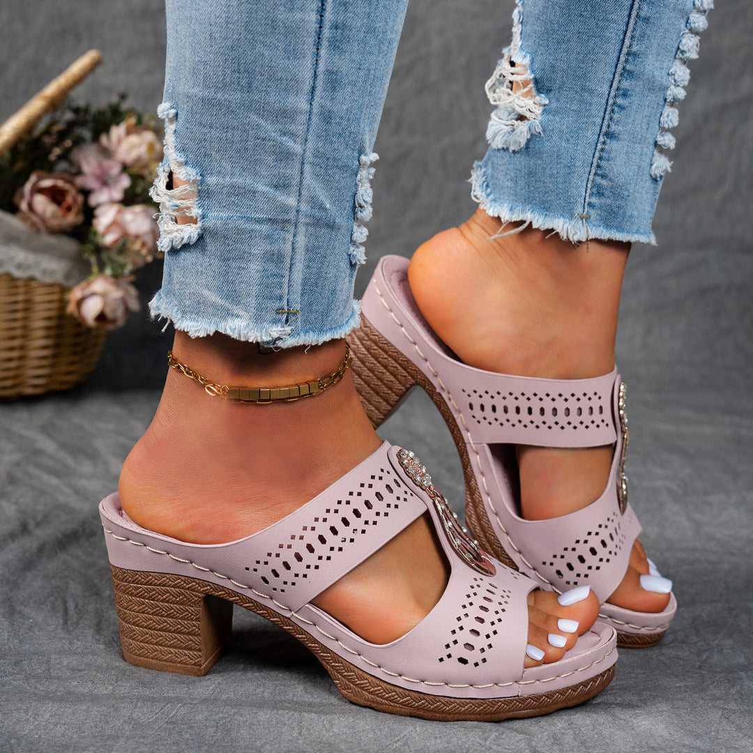 Nives | Sandali con tacco e dettaglio strass