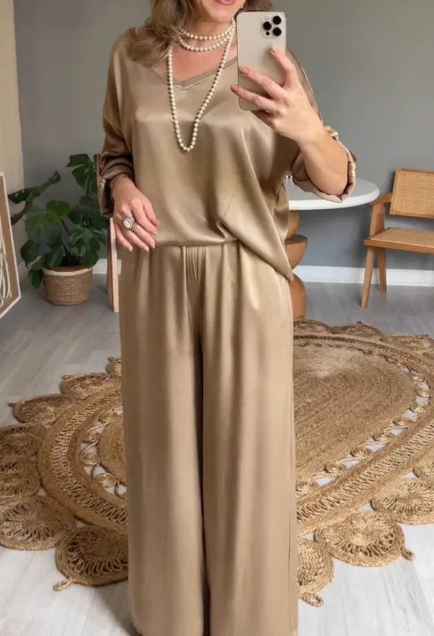 Elisa | Completo giacca e pantalone in raso