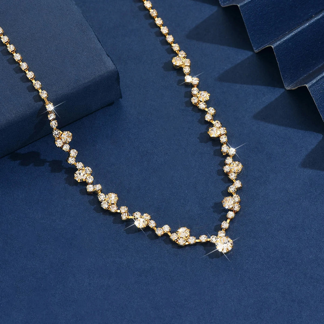 Collana Nuziale Elegante con Diamanti