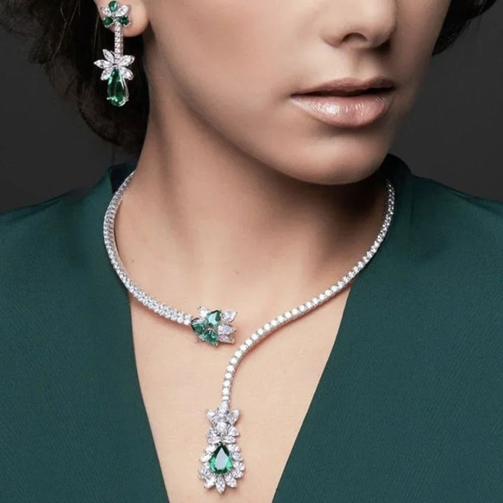 Collana Vintage Fioritura di Smeraldo