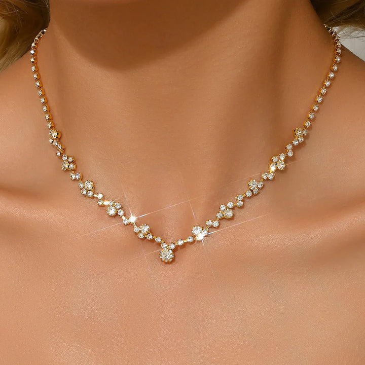Collana Nuziale Elegante con Diamanti