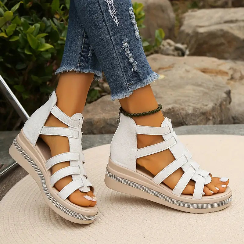 Manola | Sandali con strass e cinturino regolabile