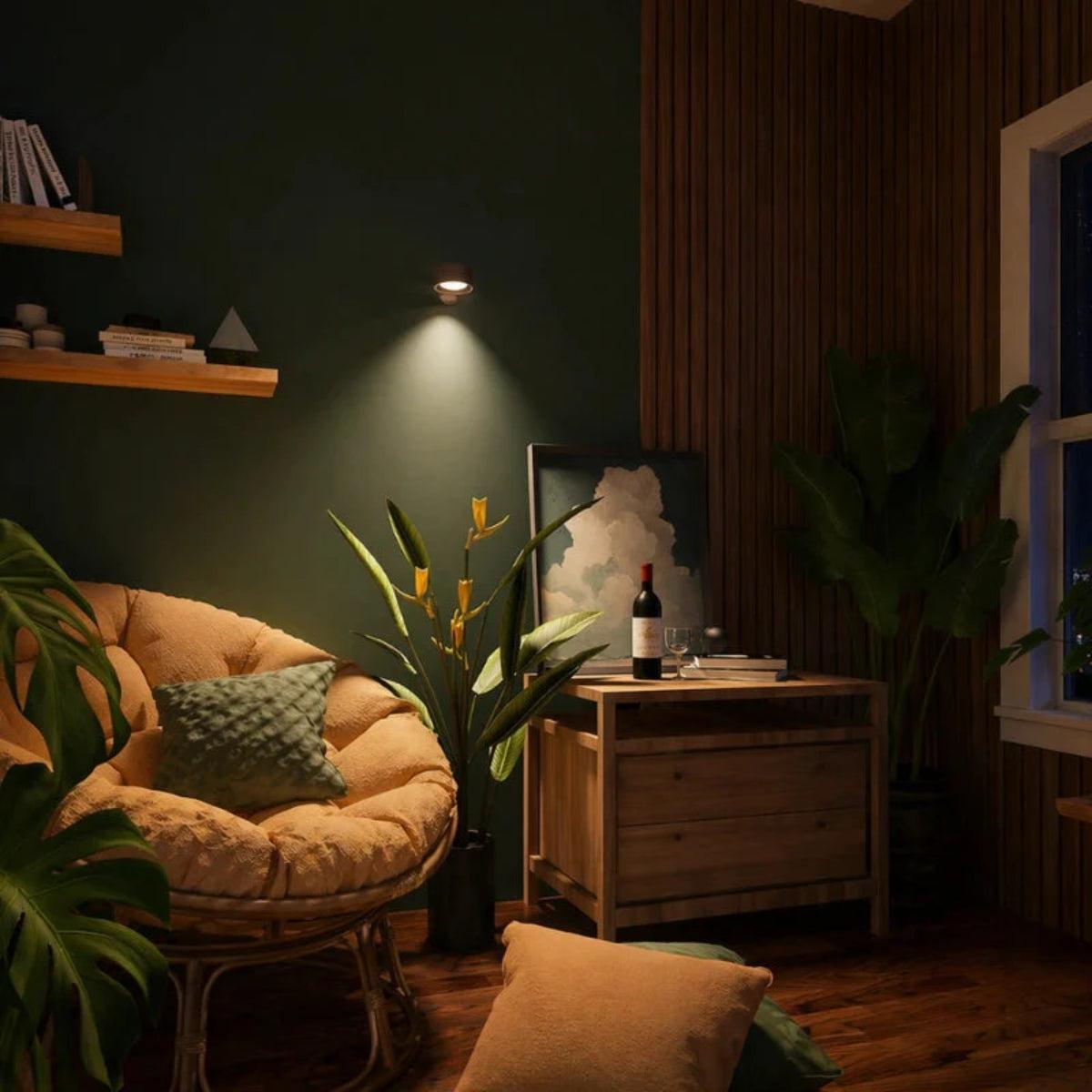 Applique adesiva con sensore di movimento e testa regolabile