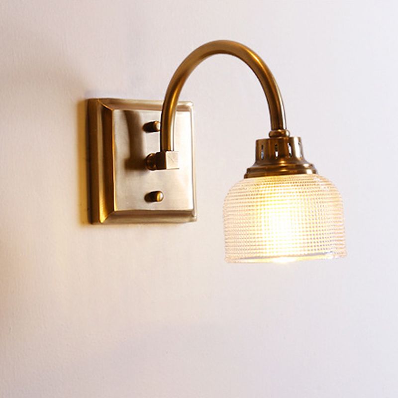 Applique da bagno in ottone anticato con vetro prismatico, lampada da parete a una, due o tre luci