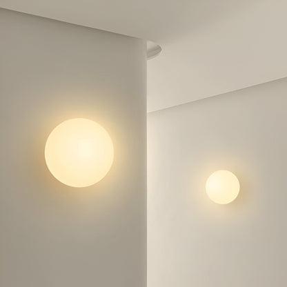 Applique minimalista in vetro tondo con LED G9