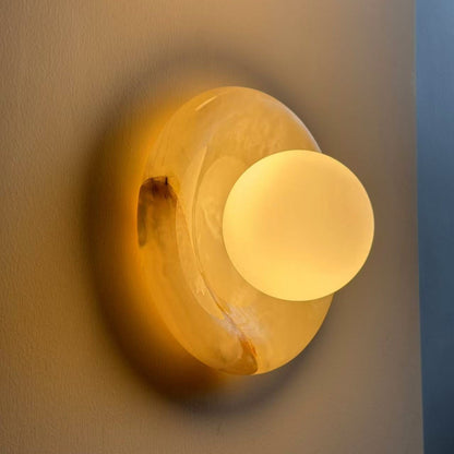 Applique tonda in marmo travertino con globo in vetro, lampada da parete per interni