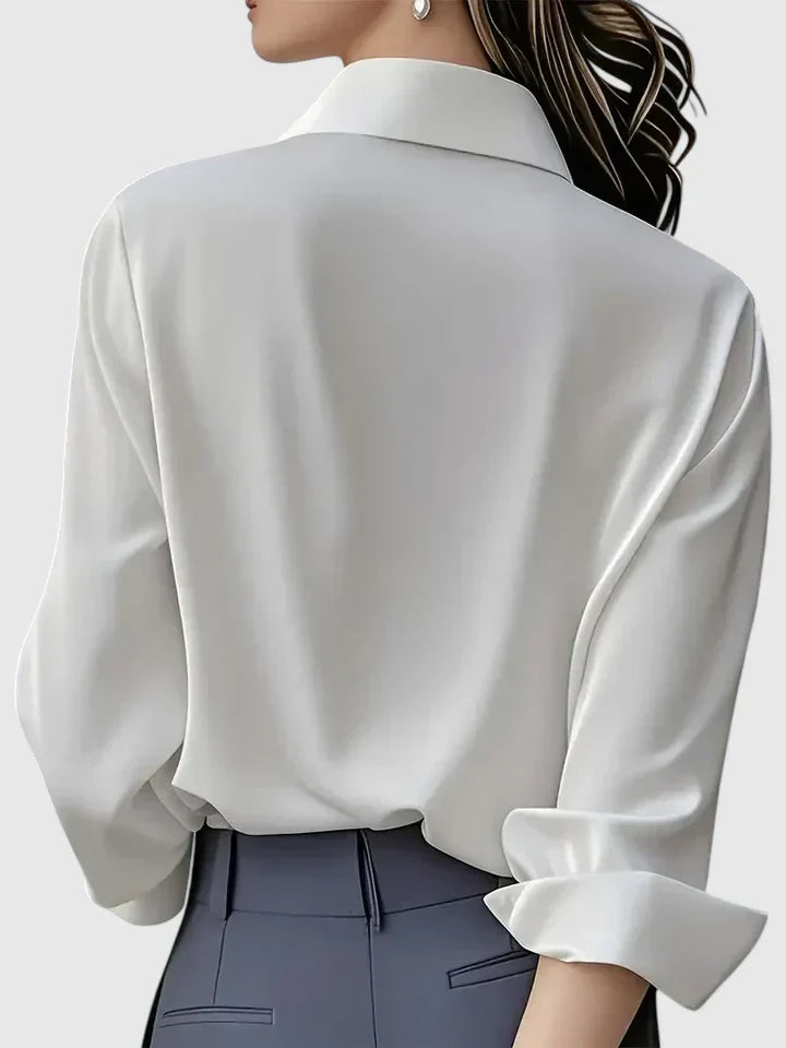 Adelaide | Blusa satinata con colletto e bottoni nascosti