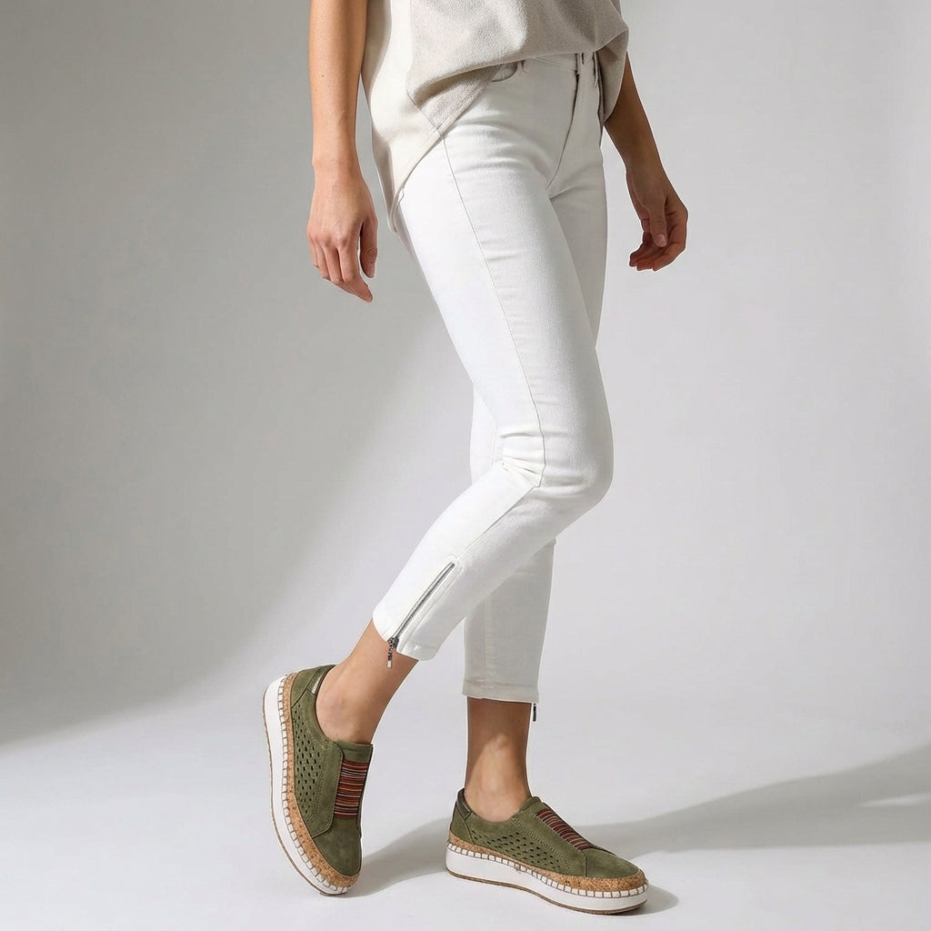 Carolina scarpe basse donna traforate con plateau e inserti elastici, foto 1