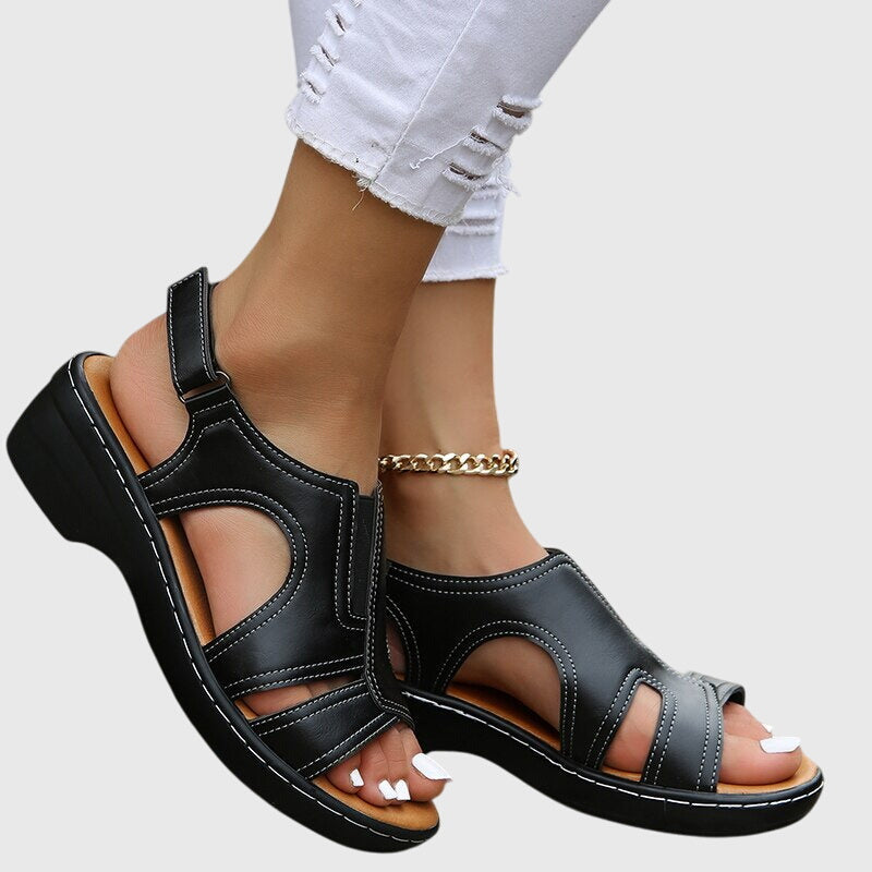 Domizia sandali donna con tagli laterali e cinturino a strappo, foto 2