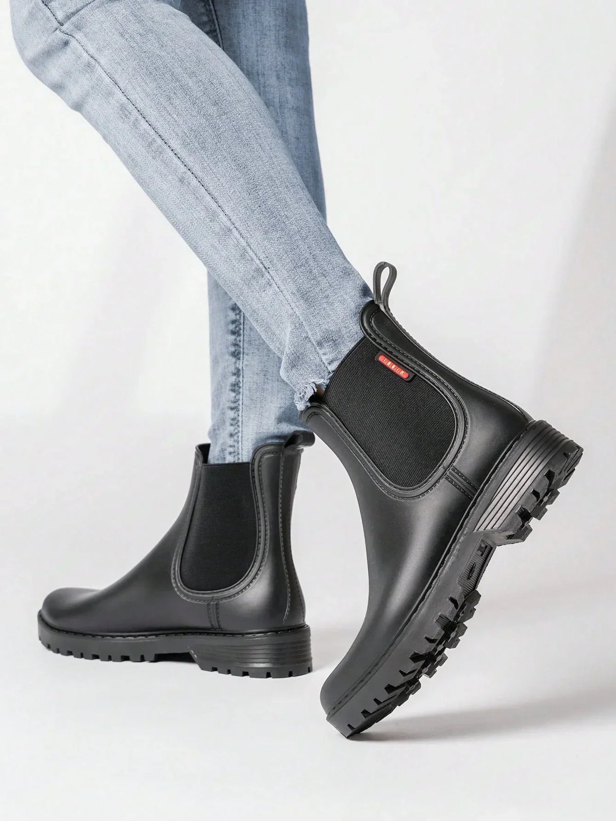 Domizzia chelsea boots donna con elastici laterali e suola carrarmato, foto 5
