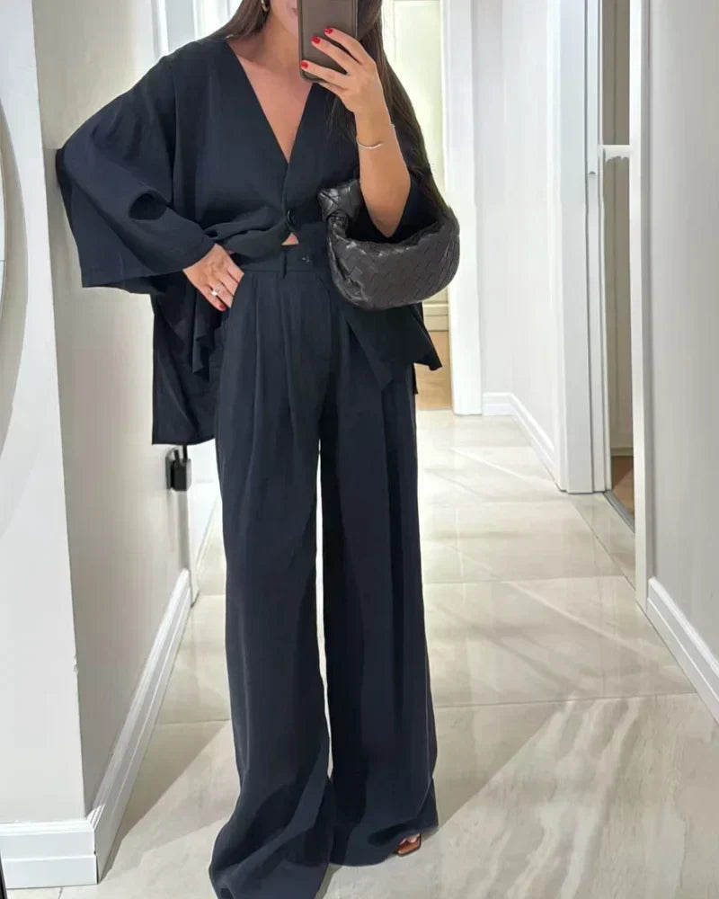 Olivia | Completo con scollo a V e gamba larga
