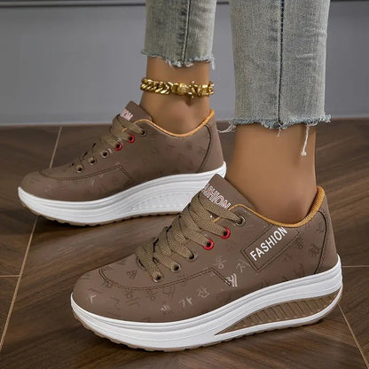 Fiorenza sneakers donna in similpelle con zeppa e lacci, foto 2