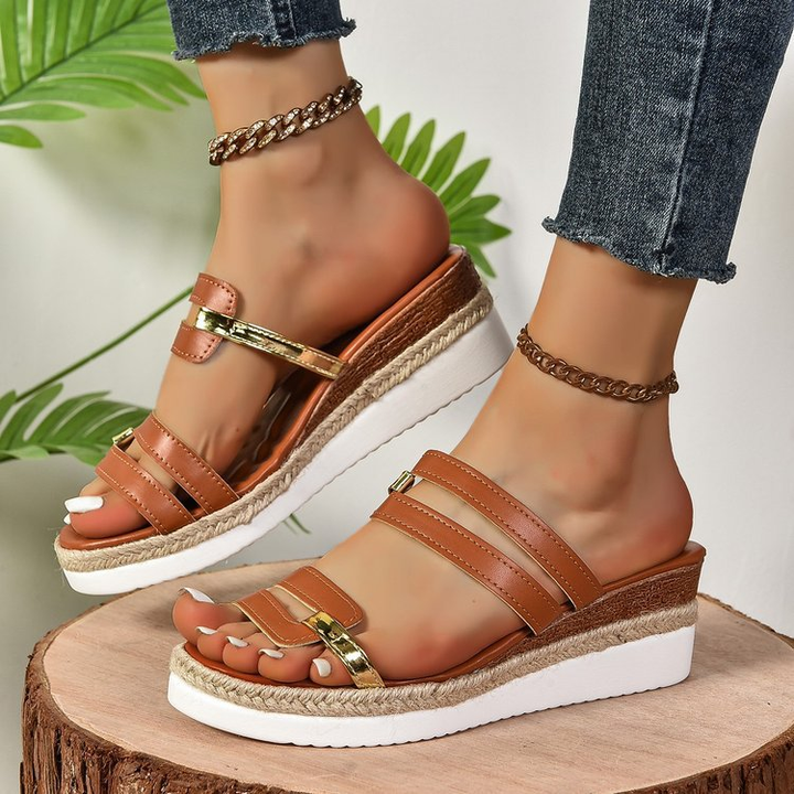 Mia | Sandali con zeppa e strass