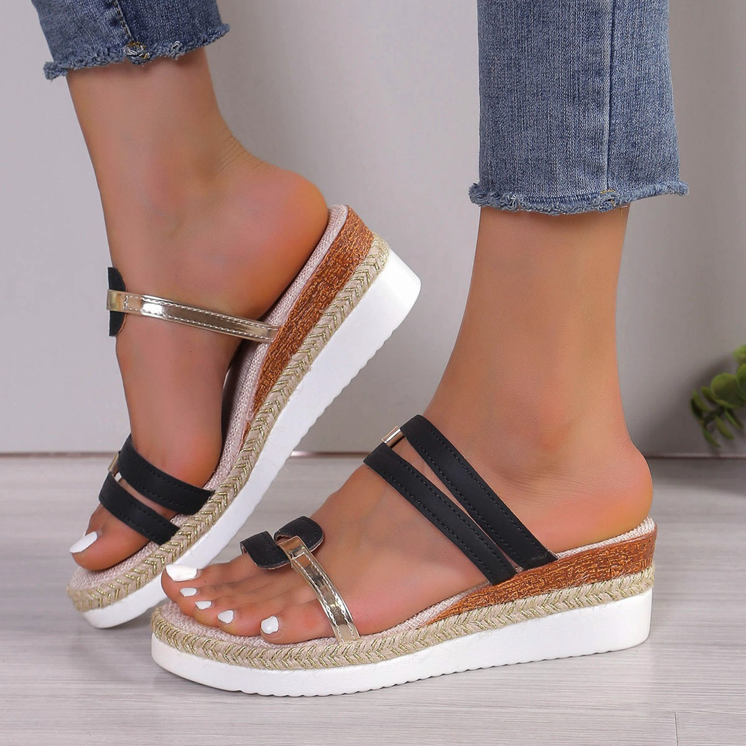 Mia | Sandali con zeppa e strass