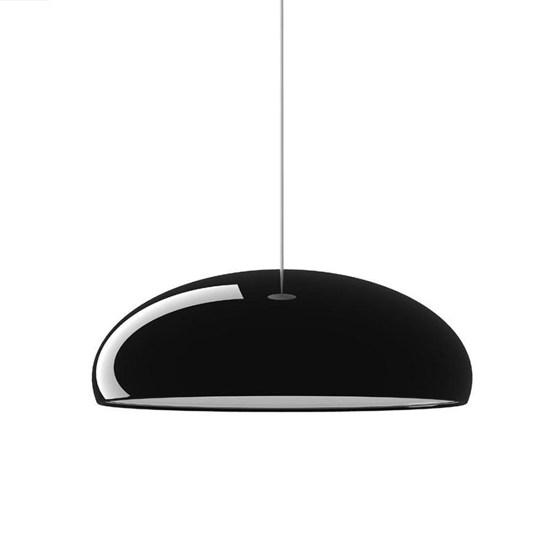 Lampada a sospensione a cupola curva in metallo, nero bianco arancione rosso vino