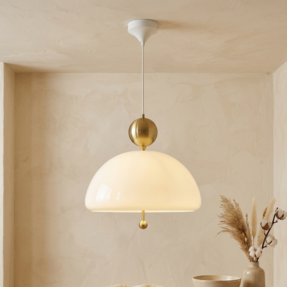 Lampada a sospensione a cupola in vetro beige con dettagli cromati