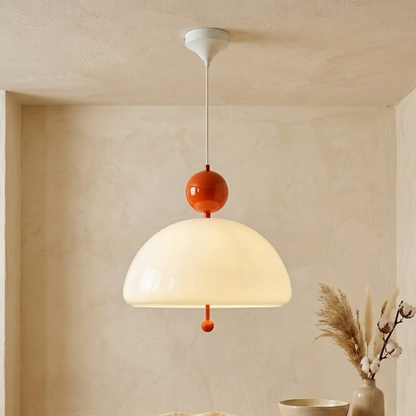 Lampada a sospensione a cupola in vetro beige con dettagli cromati