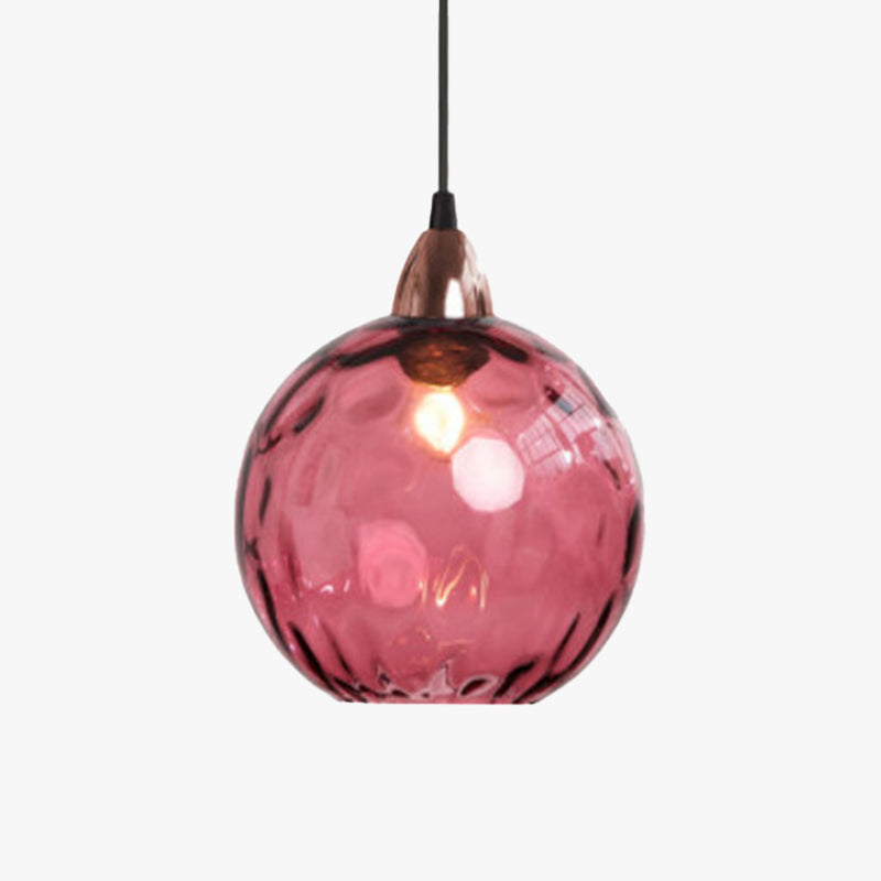 Lampada a sospensione a globo in vetro ondulato colorato con paralume testurizzato oro