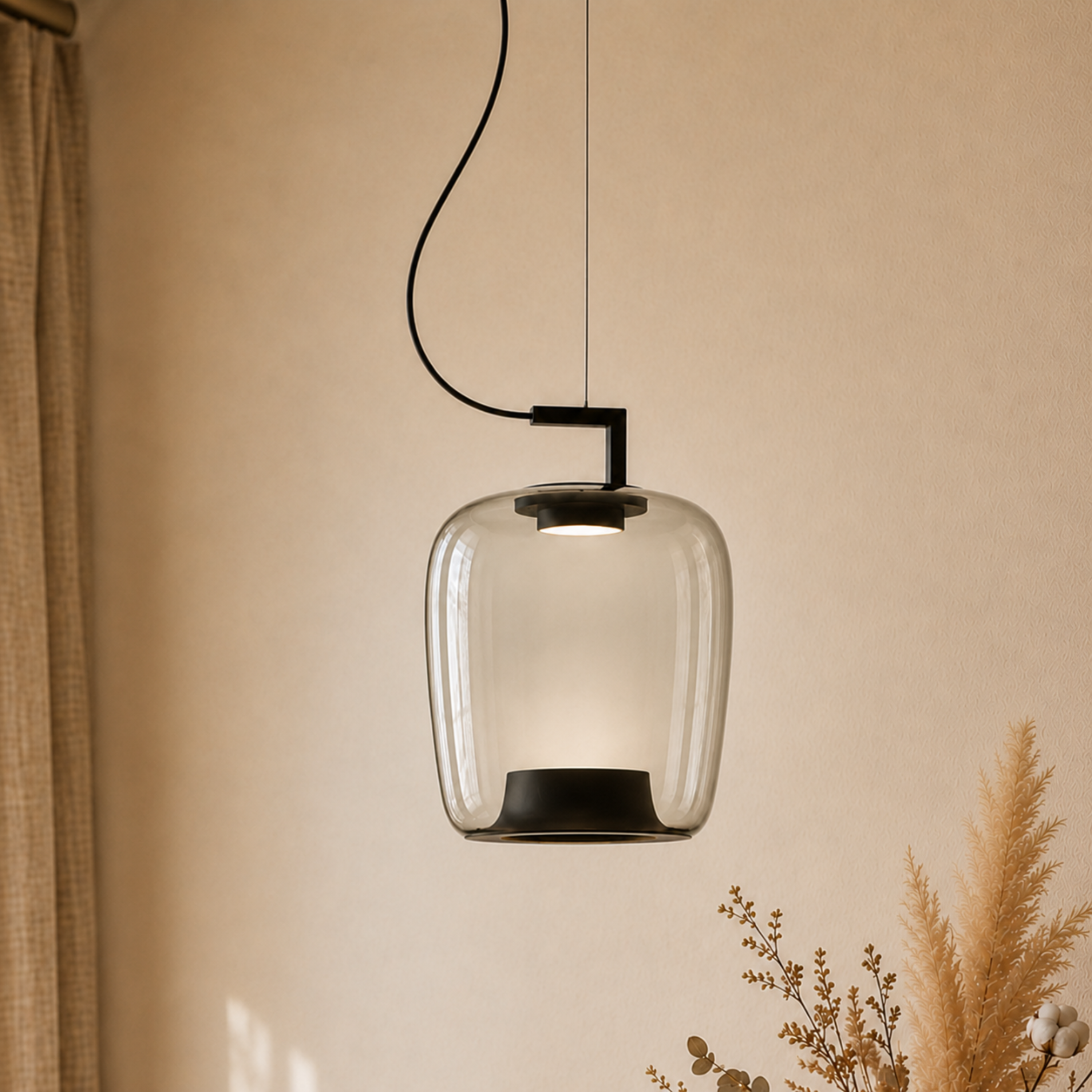 Lampada a sospensione a lanterna in vetro colorato ambra