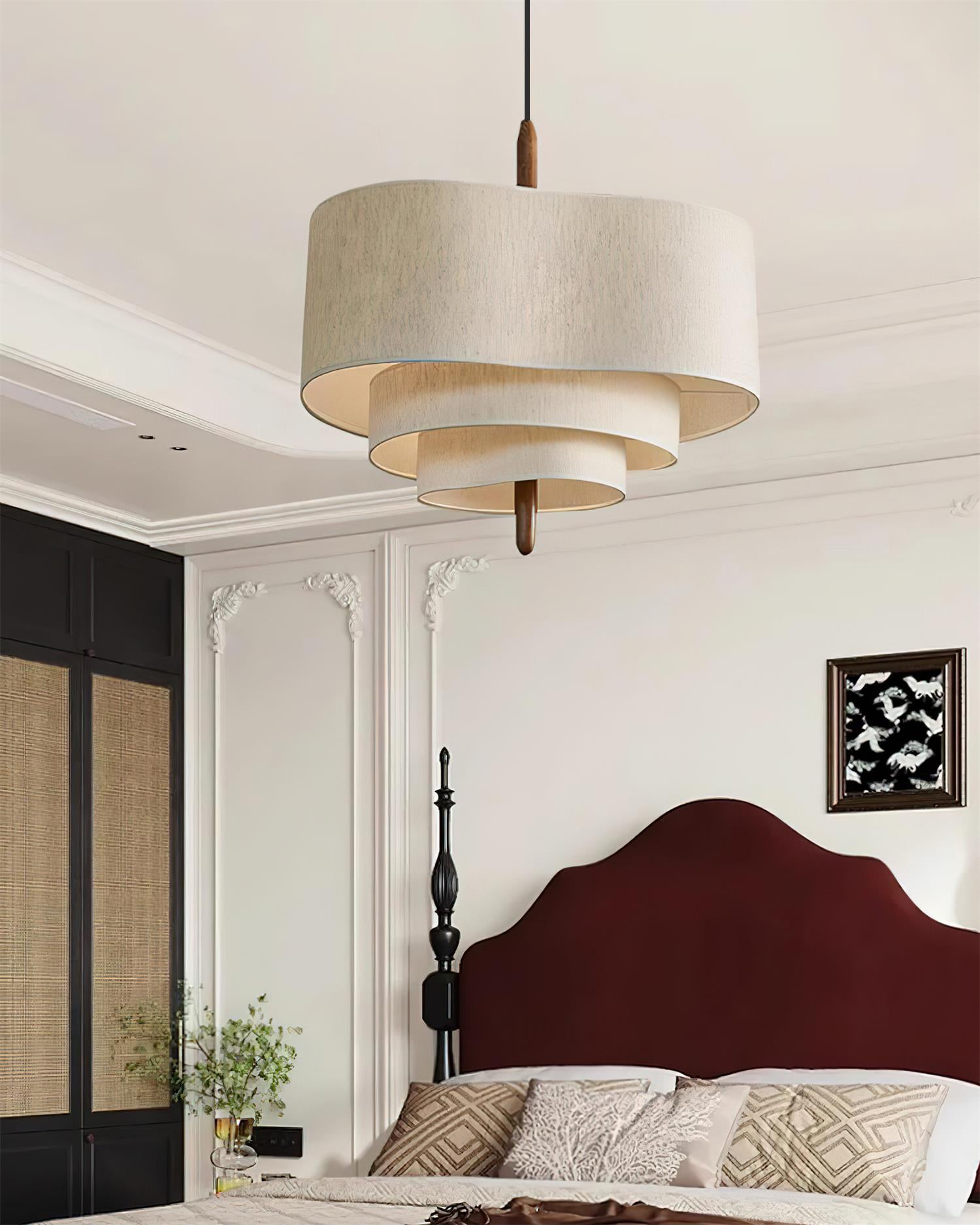 Lampada a sospensione a tamburo in tessuto verde con dettagli in legno, stile scandinavo