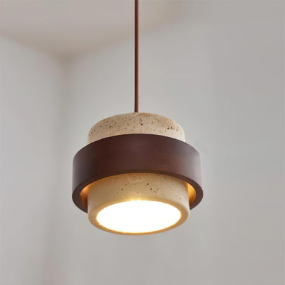 Lampada a sospensione cilindrica in travertino e legno noce japandi