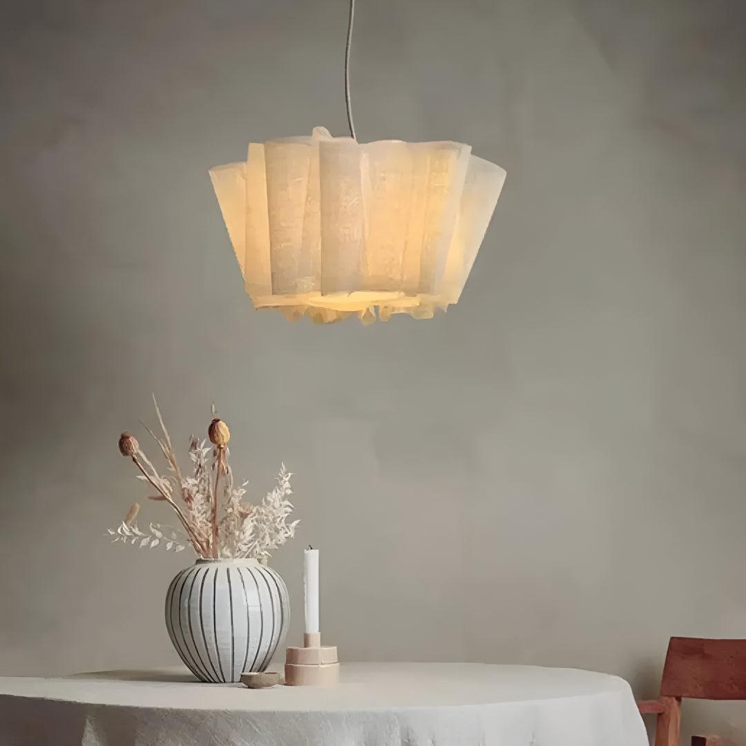 Lampada a sospensione japandi in tessuto plissettato