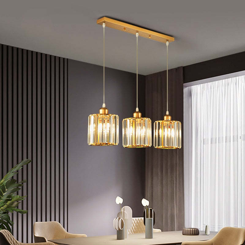 Lampada a sospensione lineare moderna a cluster in vetro rigato con paralumi cilindrici neri