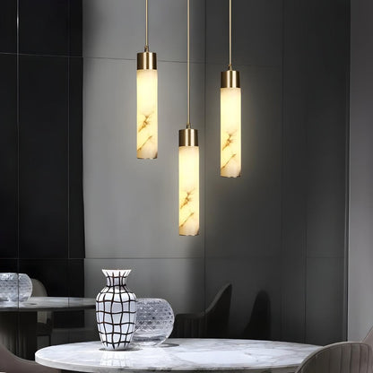 Lampada a sospensione moderna in alabastro con base in ottone
